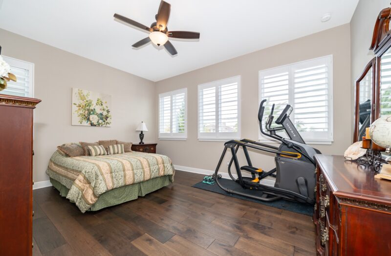 Upstairs Front Bedroom